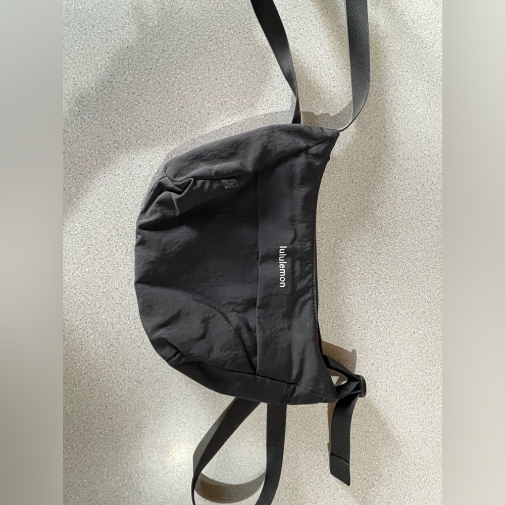 Crossbody lululemon bag